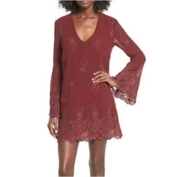 WAYF Halifax Embroidered Bell Sleeve Dress Burgundy Red Size M - Picture 4 of 8